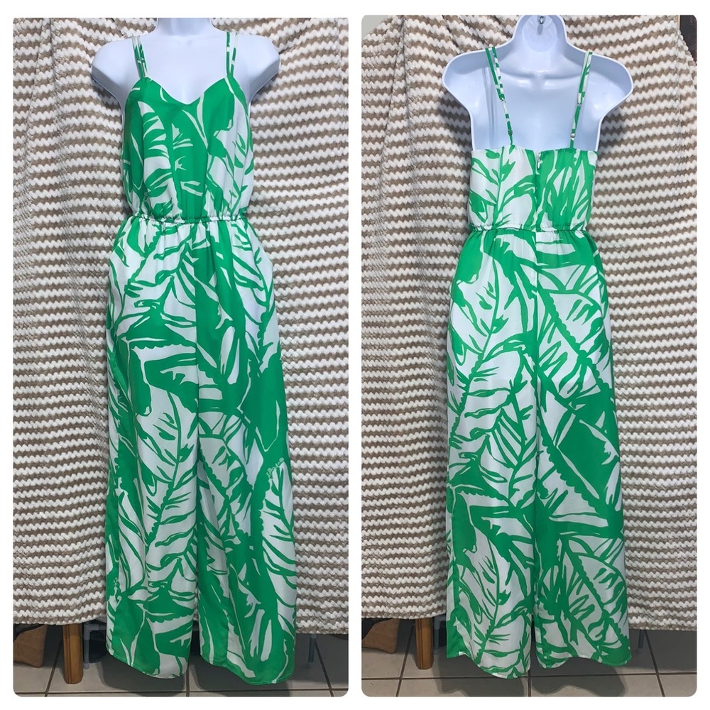 Lilly Pulitzer Palm Jumpsuit, size xs - Picture 2 of 6